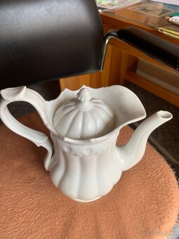 Porcelanove dzbany - 2