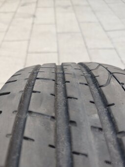 2x letní Pirelli 225/35 r19 - 2