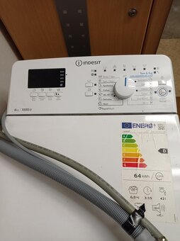 Pračka Indesit - 2