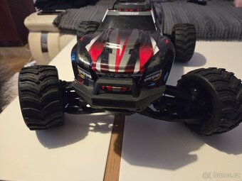 Traxxas maxx - 2