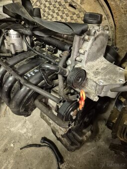 Motor škoda 1,2 HTP 6V - 2