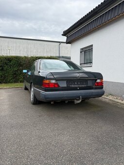 Mercedes 124 coupe - 2