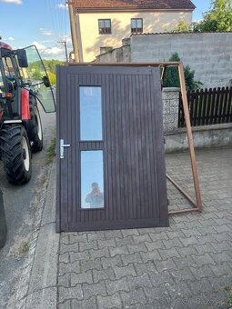 Dvoukřídlá garážová vrata - 2