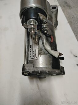 Ford transi 2.4 td - 2