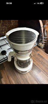 Kávovar Delonghi - 2