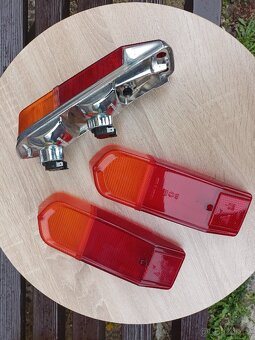 Prodám zadní světla VAZ 2102 (Žiguli) - 2