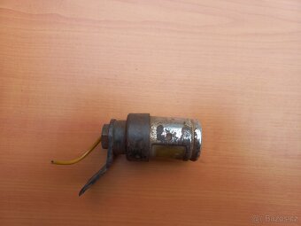 Bosch - zadní světlo - 2