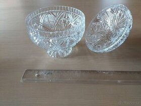 Broušená skleněná dóza - 2