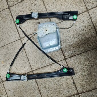 Stahovačka vw golf plus - 2