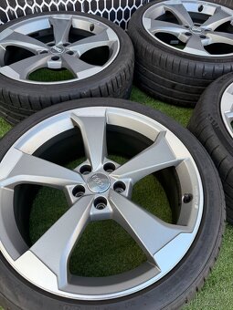 Audi A4 S4 B9 - AUDI ROTOR 245/35 R19 LETNÍ ORIGINÁLNÍ SADA - 2