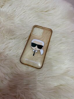 Třpytivý kryt na iPhone 13 Karl Lagerfeld - 2