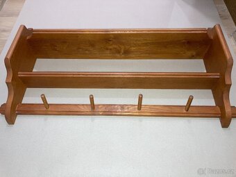 Dřevěná polička - 2