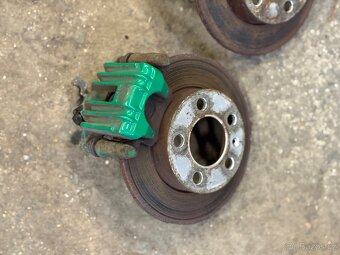 Zadní brzdy 230mm - 2