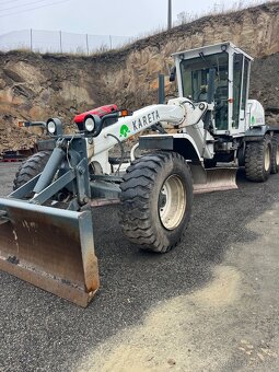 Grader New Holland - 2