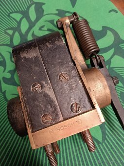Stabilní motor magneto Bosch - 2