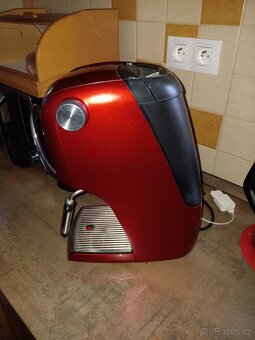Prodám kávovar Tchibo Cafissimo Classic 288032. - 2