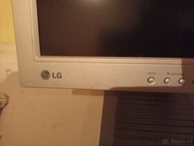 Starší monitor LG FLATRON L1510B - 2