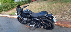 Moto Guzzi V7 850 Stone Black včetně výbavy - 2