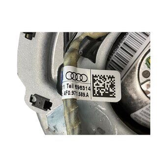 Palubní deska černá 4L1857041N Audi Q7 4L FL r.v. 2010 - 2