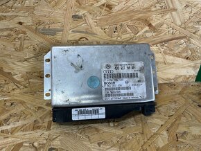 ŘÍDICÍ JEDNOTKA AUTOMATICKÉ PŘEVODOVKY 4D0927156AF - 2