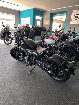 CFMOTO 450 CL-C BOBBER - IHNED K ODBĚRU - 2