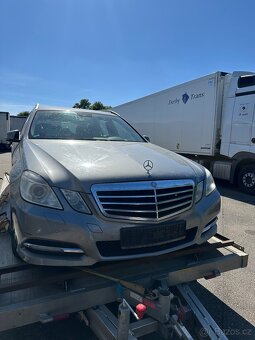 Mercedes benz W212 E220 CDI - 2