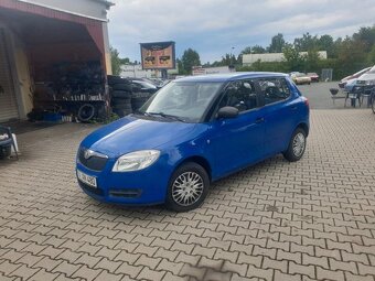 Škoda Fabia Base - 2