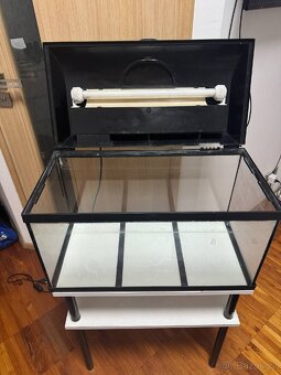 Prodame kopletni akvarium - 2