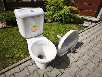 WC kombi s nádržkou a umyvadlo - 2