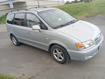 7 míst LPG Hyundai Trajet 2.0 i - 2