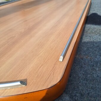 Karavan, loď stolek se zádržným systemem - 2