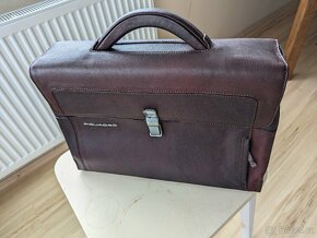 Hnědá kožená aktovka Piquardo - 2