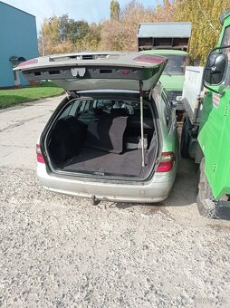 Mercedes E320cdi 150kw r.v.2003 - 2