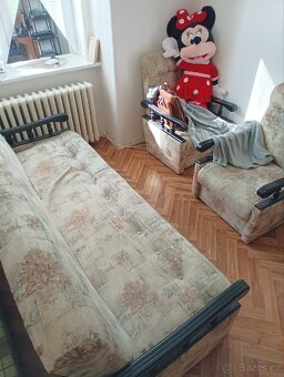 Pohovka a dvě křesla - 2