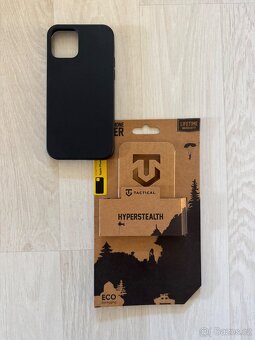 iPhone kryt na 12/12 Pro nový - 2