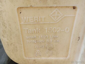 2 nádrže na vodu - 2