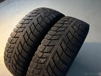 Zimní pneu Nokian 205/75R16C - 2