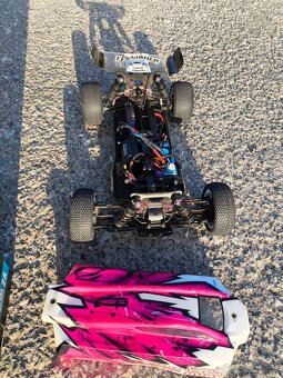 RC auto Xray Buggy 1/10 model - 2