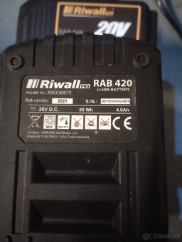 Aku sekačka Riwall PRO RALM 3820 set - 2