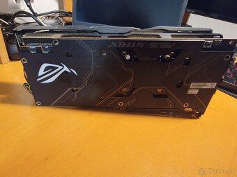 ASUS ROG Strix Gaming Radeon RX 5700 XT OC 8GB - 2