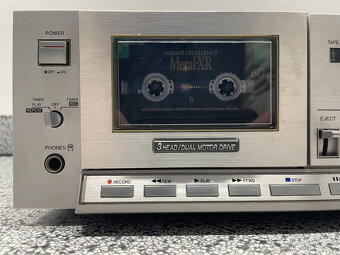 špickovy kazetový deck Aiwa AD-M700E - 2