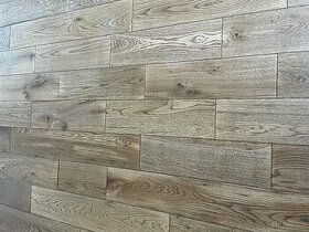 Dubová podlaha Starý dub rustik  + stopy po broukovy - 2