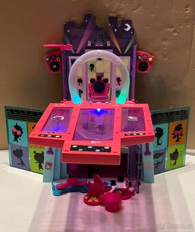 Littlest Pet Shop Pawza hotel - 2