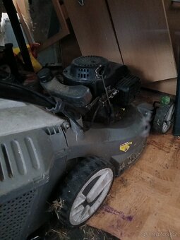 Sekačka benzínová - 2