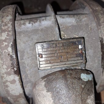 Prodám elektromotor 0,4kW - 2