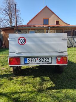 Vlek za os.auto - 2