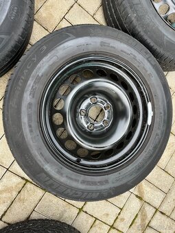 4x plechový disky 5x112 R16, letní pneu 50% - 2