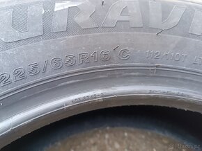 Prodám letní pneu Bridgestone Duravis 225/65R16 C - 2