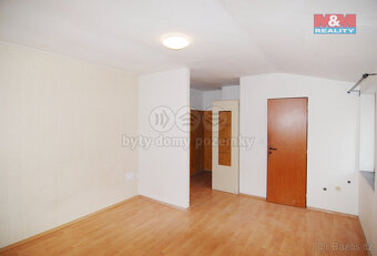 Pronájem bytu 1+kk, 25 m2, Ostrava, ul. Žerotínova - 2