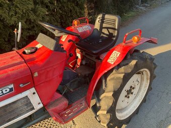 Malotraktor Yanmar YM2002D, japonský traktor - 2
